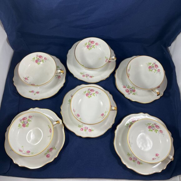 Vintage Gold-Trimmed Porcelain Tea Cups & Saucers Set Floral Rose Pattern 12 Pie - Picture 3 of 5